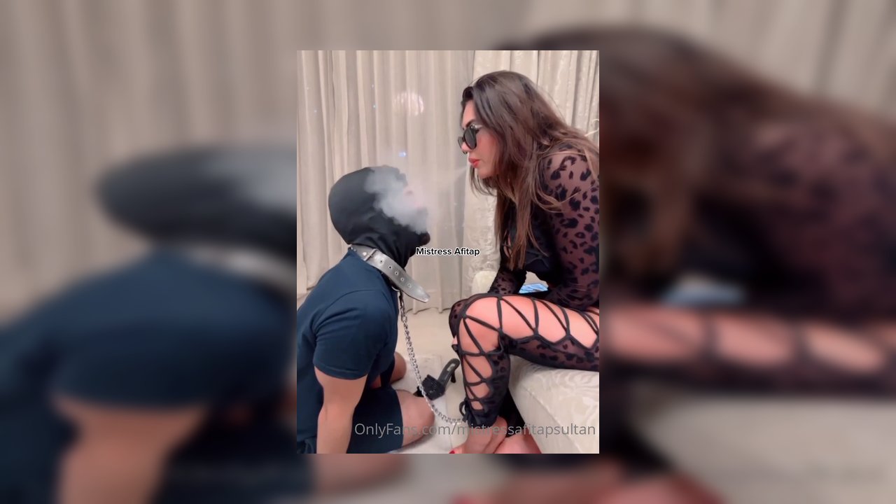 Foot worship in Dubai - Video İzle