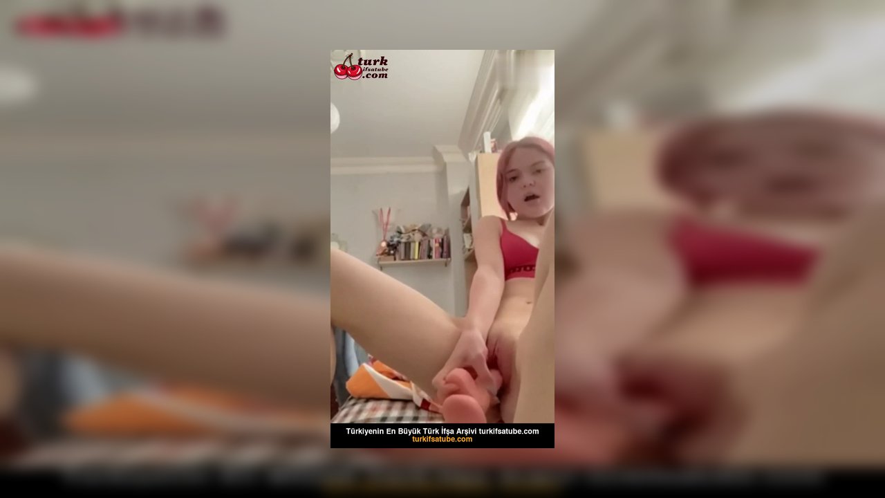 Beyzanur ifşa kolu kadar dildosuyla - Video İzle