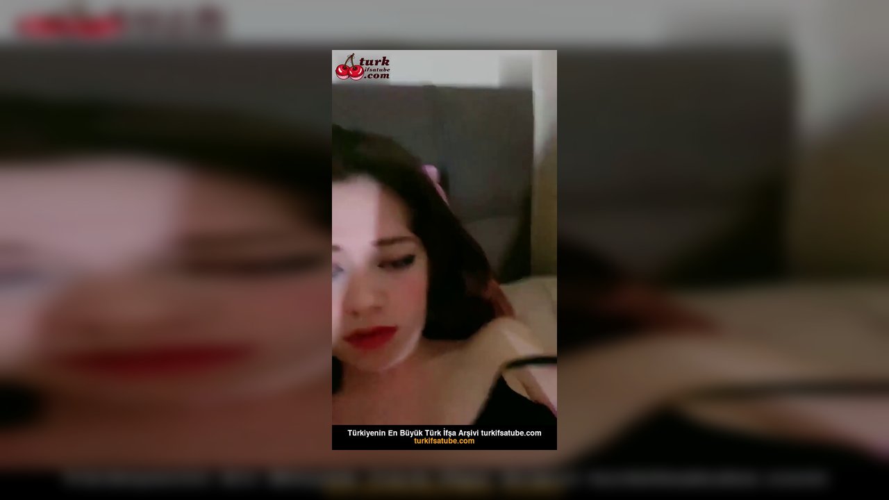 Senagray ifşa Lolita kızın amcığı okşamaktan kıpkırmızı oldu - Video İzle