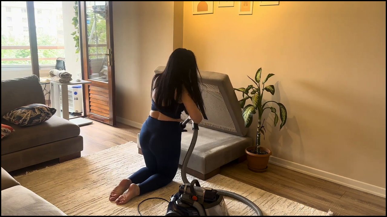 Talya Burcu Youtube Vip Videoları - VIP👑 Oturma Odası Temizliği - Video İzle