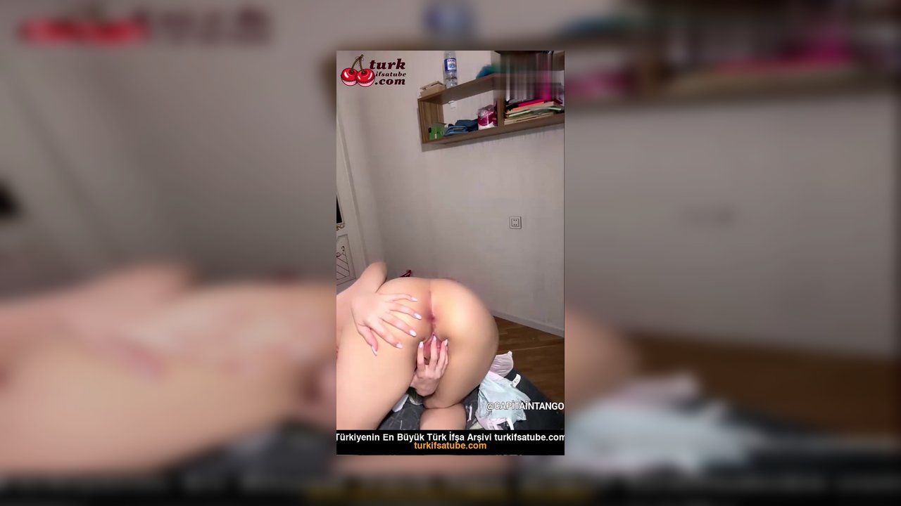 Tango Laura ifşa Şişkin amcığının derinliklerine indi - Video İzle.mp4