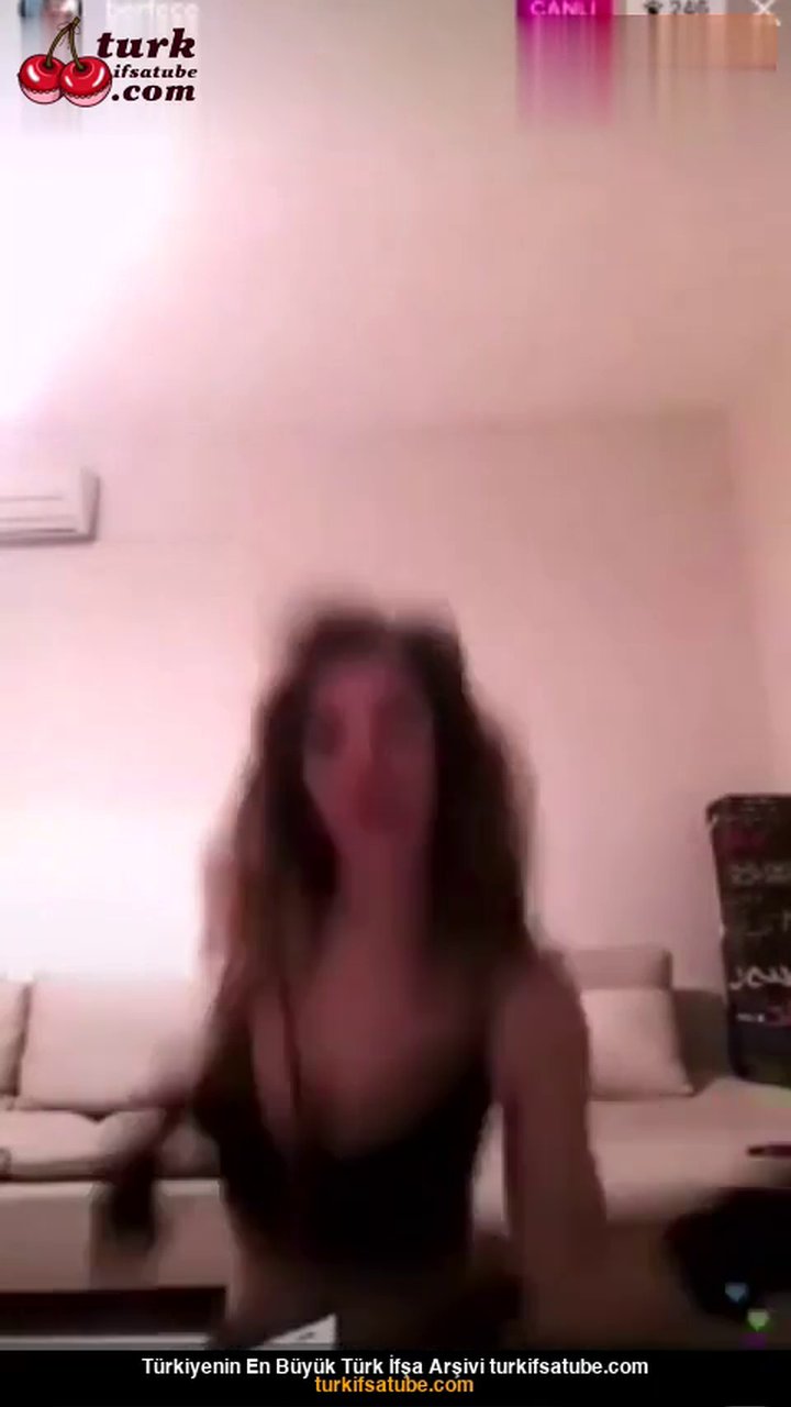 Berfece ifşa Seksi danslı yayın videosu seyret - Video İzle