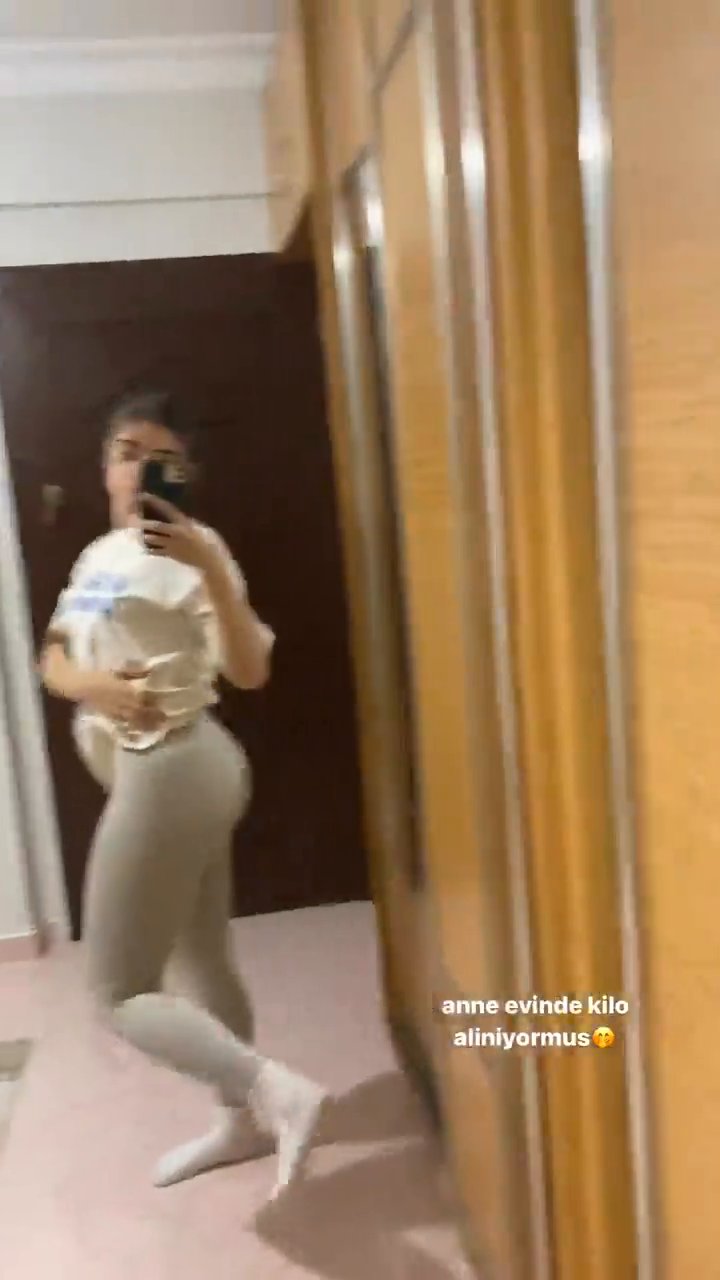 nisanym (Nisa Kavak) Onlyfans İfşa Videoları Vol 26 - Video İzle