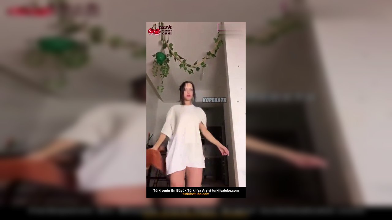 Onlyfans Gizem Bağdaçiçek ifşa oyuncağıyla
