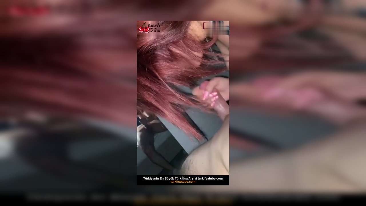 Sakso video kızıl Selen dalgayı ustaca ağzına aldı