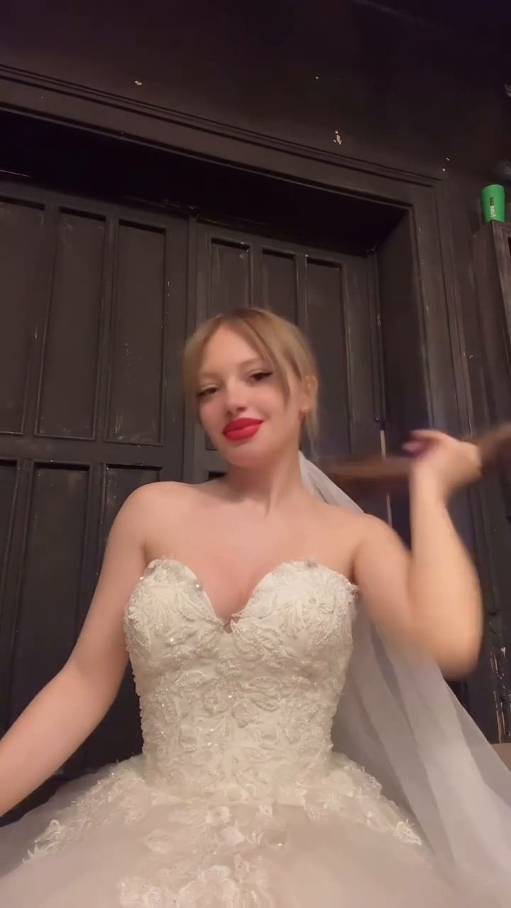 Esra Rabia Ünal 11.08.2025 instagram abonelik ifşa videoları 34 - Video İzle