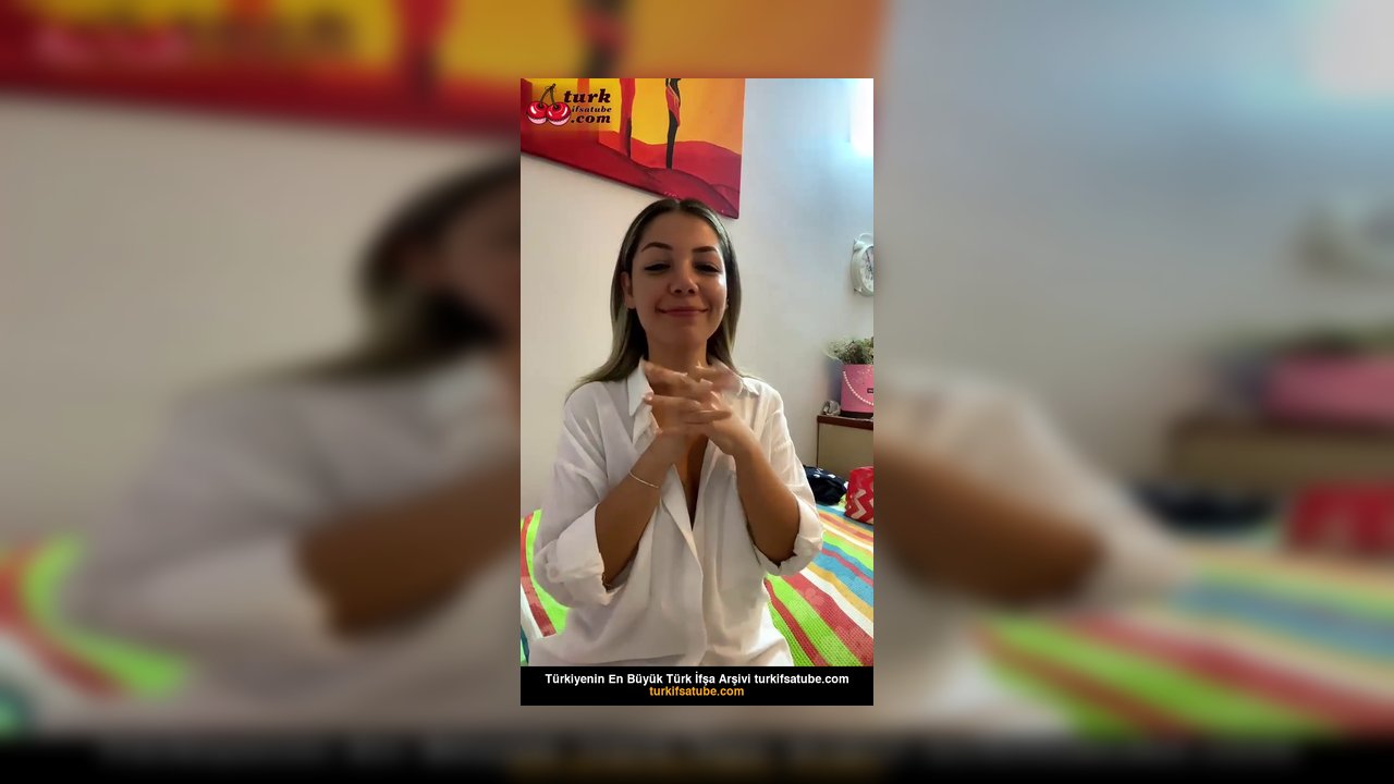 Tango Selay ifşa Gömlekli iç çamaşırlı yayınını seyret