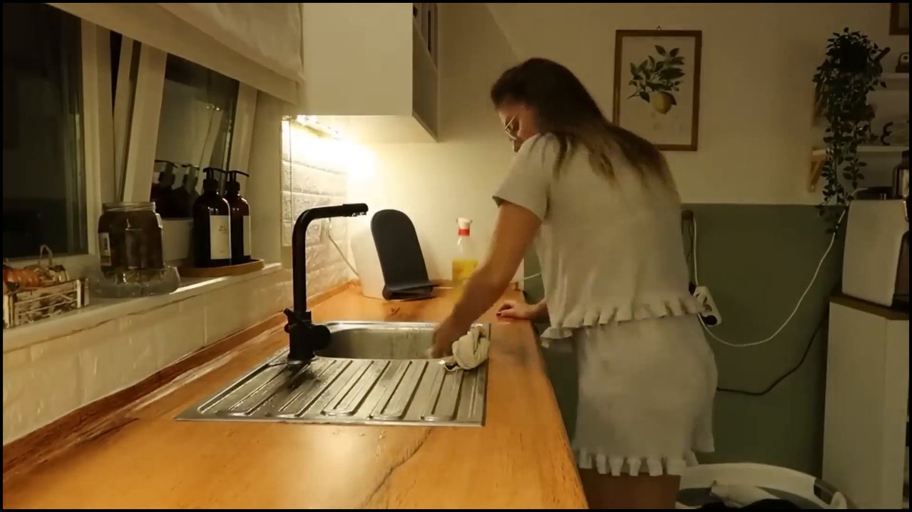 Selda Ateş - Sabah Rutini - Video İzle
