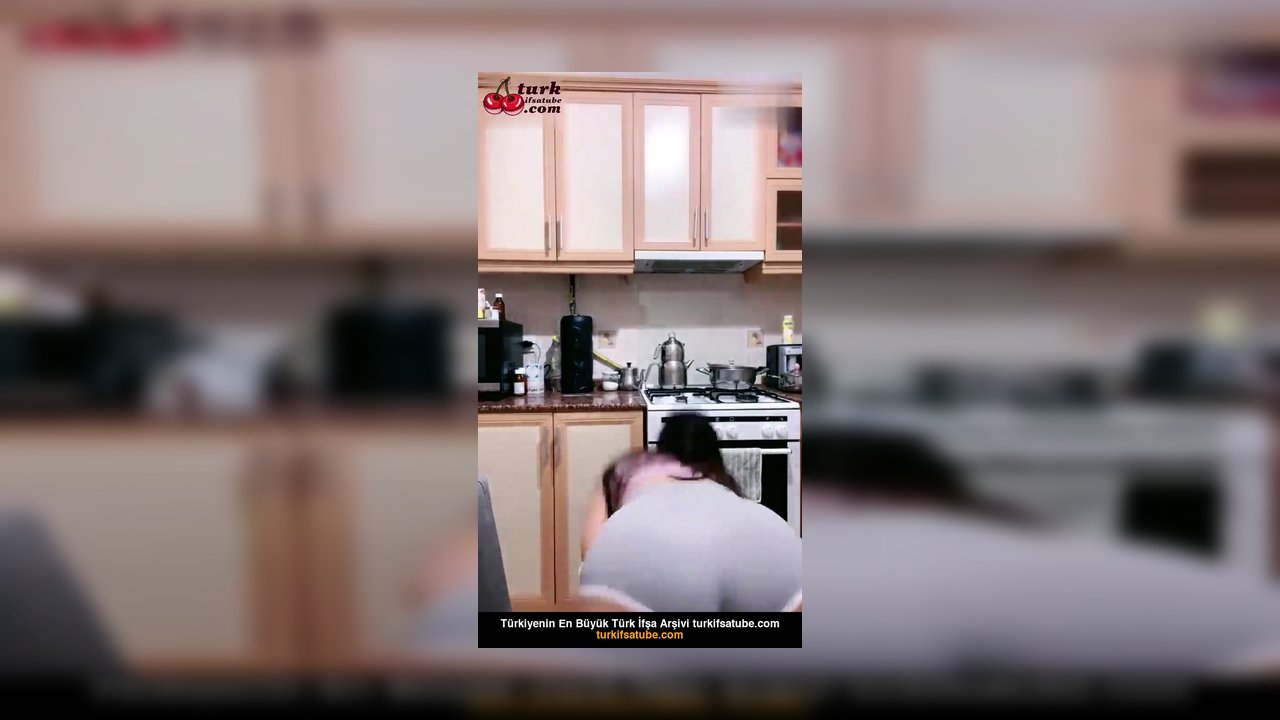 Ayşe Elbi ifşa Koca cüssesiyle çalkaladı - Video İzle.mp4