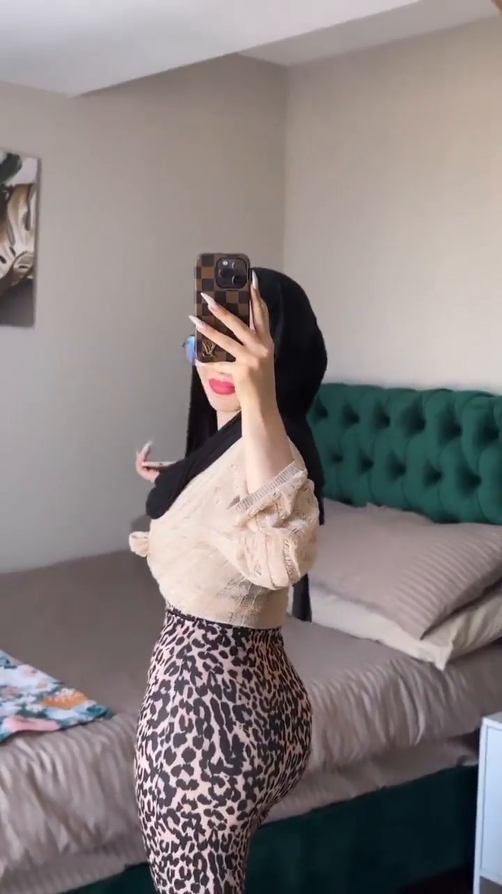 Esra Rabia Ünal Bigo ifşa videoları part 1 - Video İzle