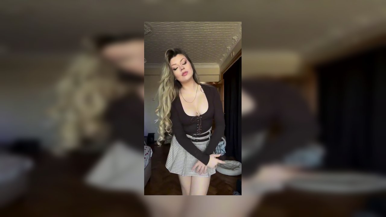 Simge Barankoğlu Yeni ifşa videoları 1 - Video İzle