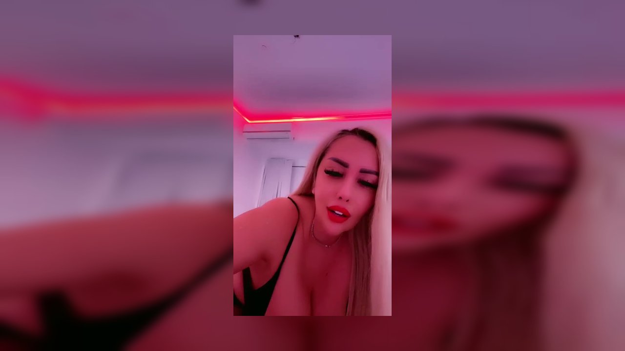 İlçin Karagöz Çift Sex Videoları Part 4 - Video İzle