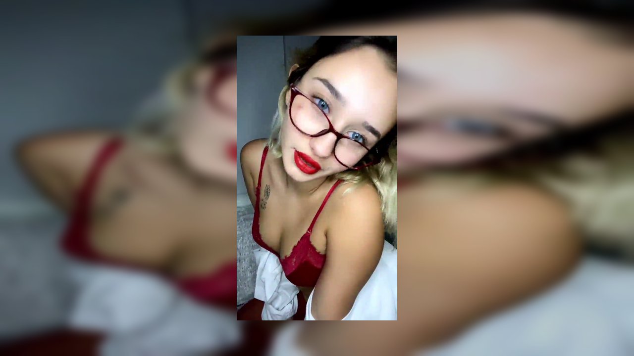 Naz Elbir Premium İfşa Yayınları Vol 23 - Video İzle.mp4