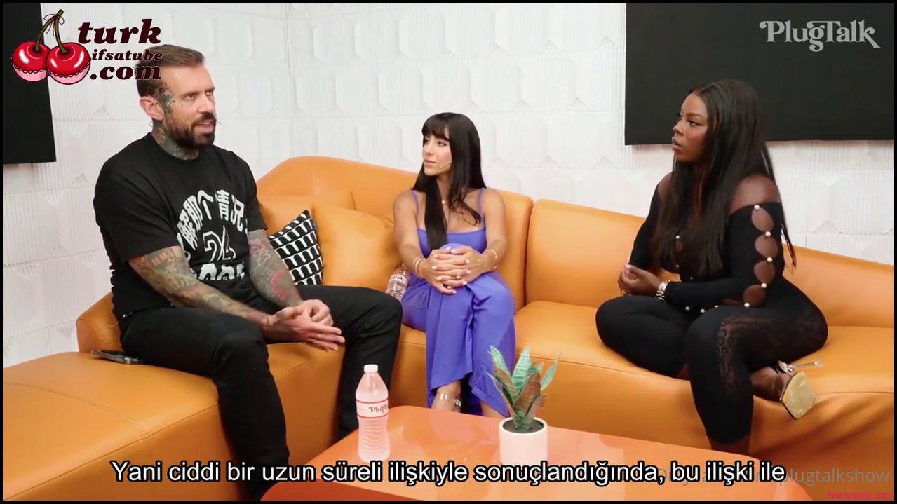 Ohits Chrissyk ve Lena The Plug Anne Pornosu 2 İki Kaşar Annenin Düşleri Gerçek Oluyor Altyazılı Porno - Video İzle.mp4