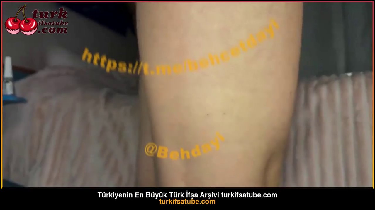 Karolin Fişekçi ifşa ayak oje - Video İzle