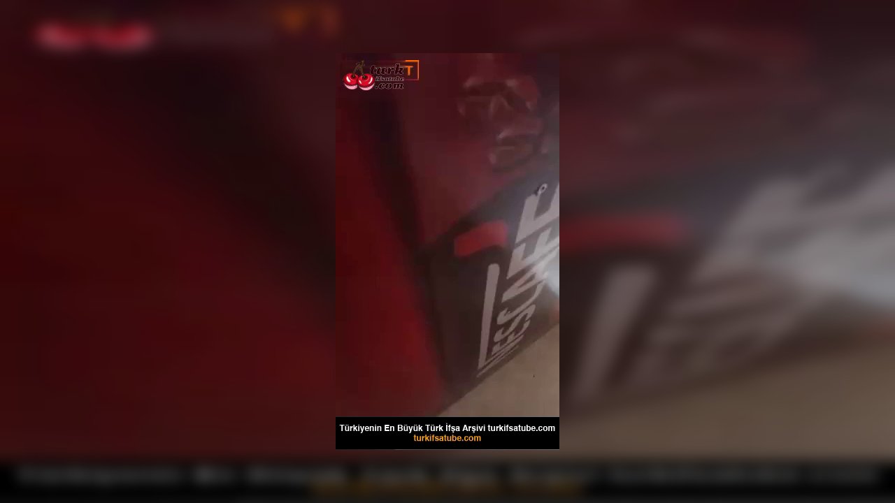 Hesabı depoda sakso çekip sikilerek ödeyen Türbanlı