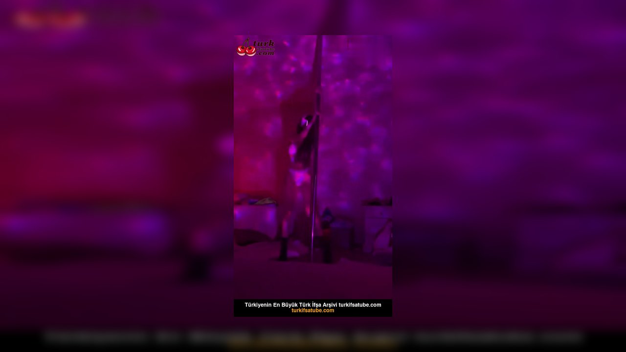Türk ifşa Kardelexuwu direk dansı videosu seyret - Video İzle