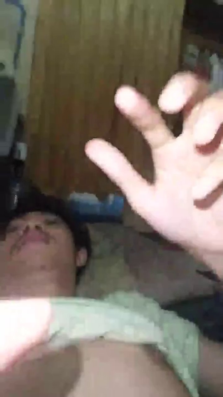 y3tvU-bo8kbq7ynr55.mp4