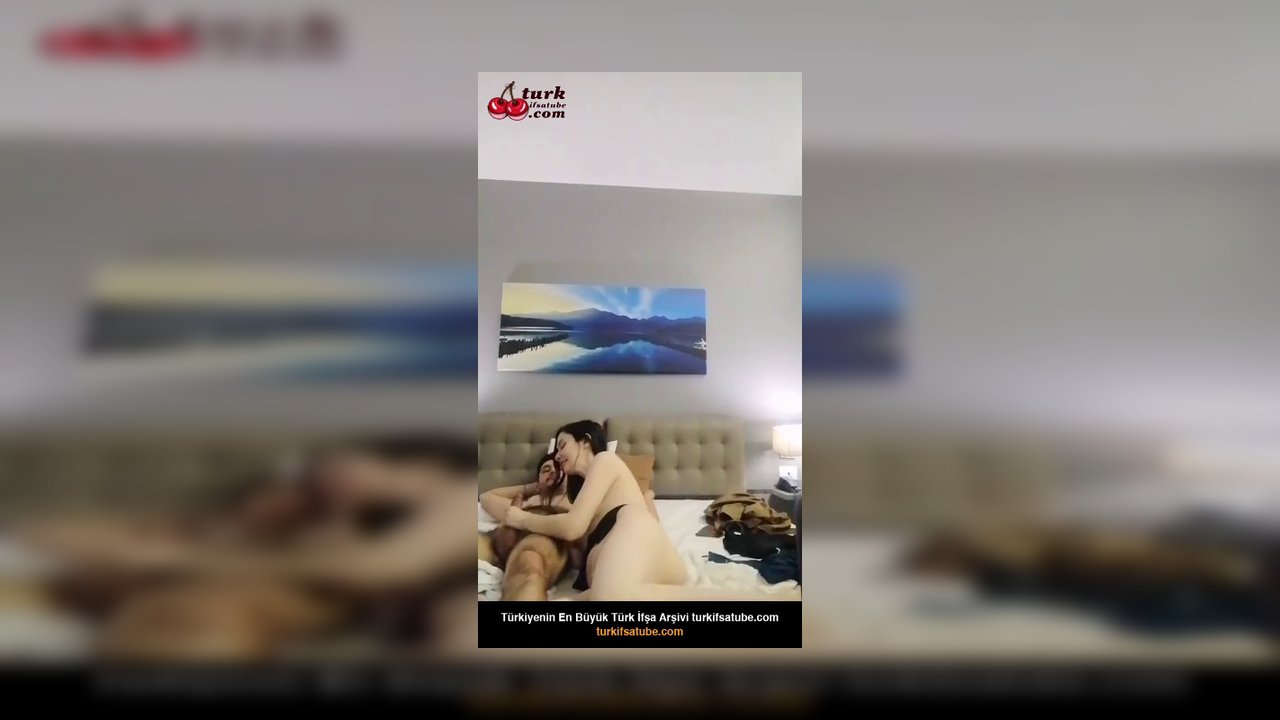 Kekoya otelde veren hanım kız - Video İzle