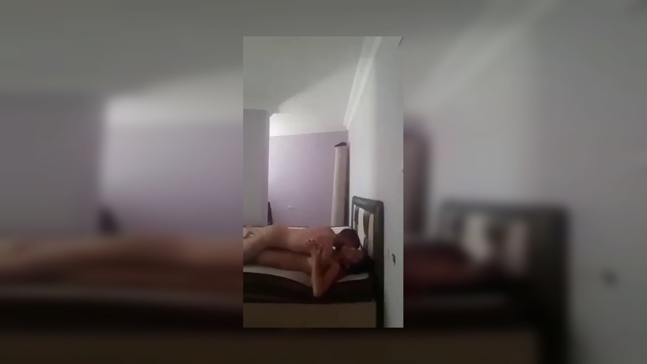 Amatör Sikiş videoları 07.08.2025 Part 47 - Video İzle