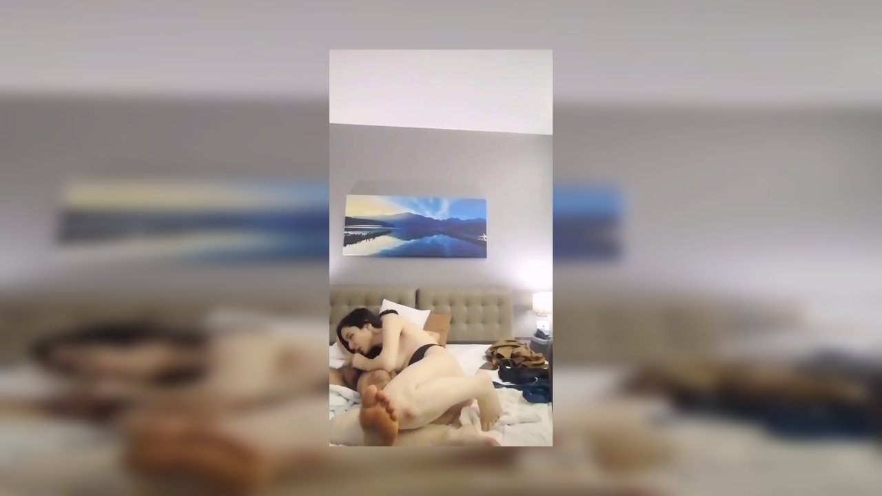 Üniversteli çıtırların amatör çift sex videoları part 12 - Video İzle.mp4