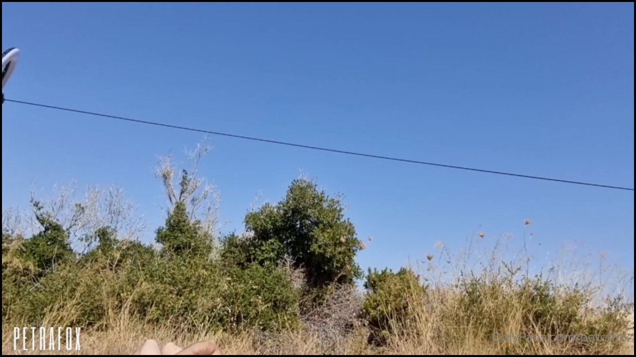 I just wanted to play with balls - Video İzle