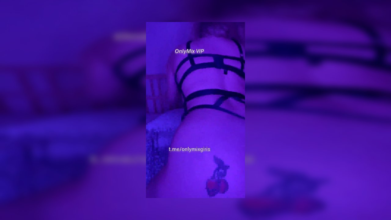 Naz Elbirin yeni onlyfans yayını 150$ değerinde ppv - Video İzle.mp4