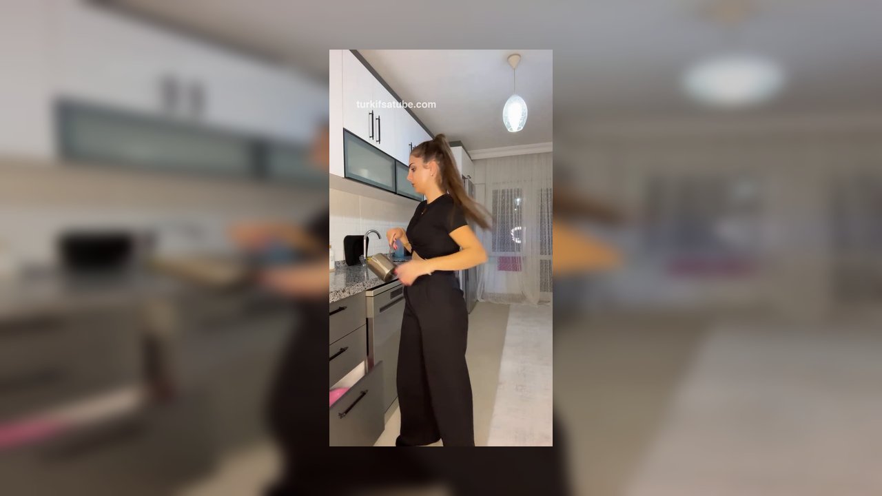 Eda Nur Kılıç Youtube Katıl ifşa - Canlı Yayın 04.10.2025 - Video İzle