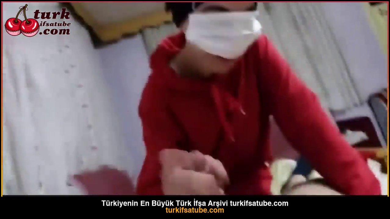 Türbanlı sakso Esranın tek işi yalamak - Video İzle