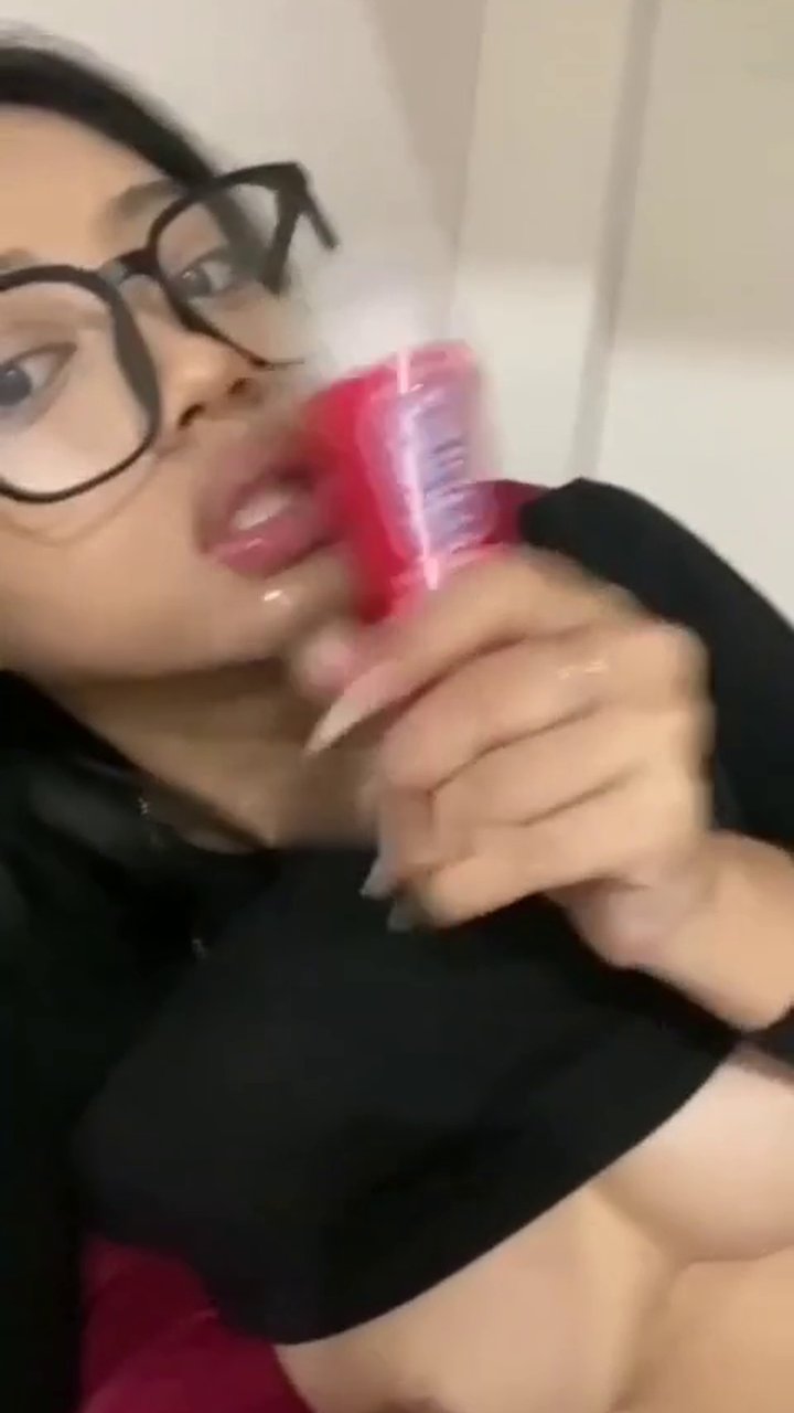 kprARdOXrk-4dx5o0C8mD.mp4