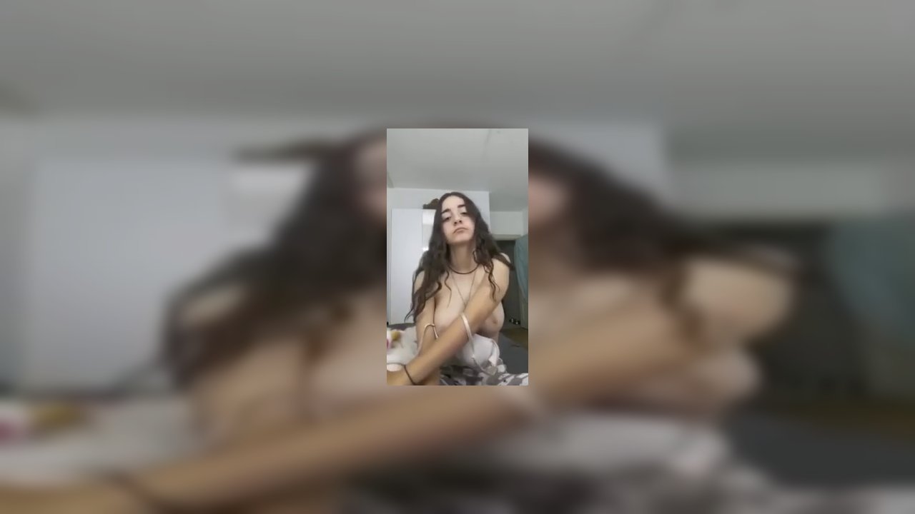 Utangaç liseli büyük memelerini gösteriyor, - Türk İfşa video