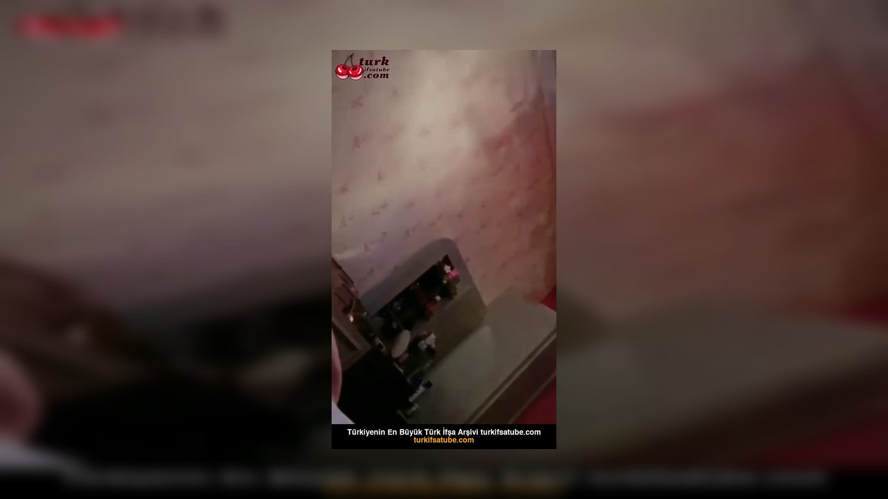 S2mle100lesh ifşa Soyunup meme amcık sergiledi - Video İzle