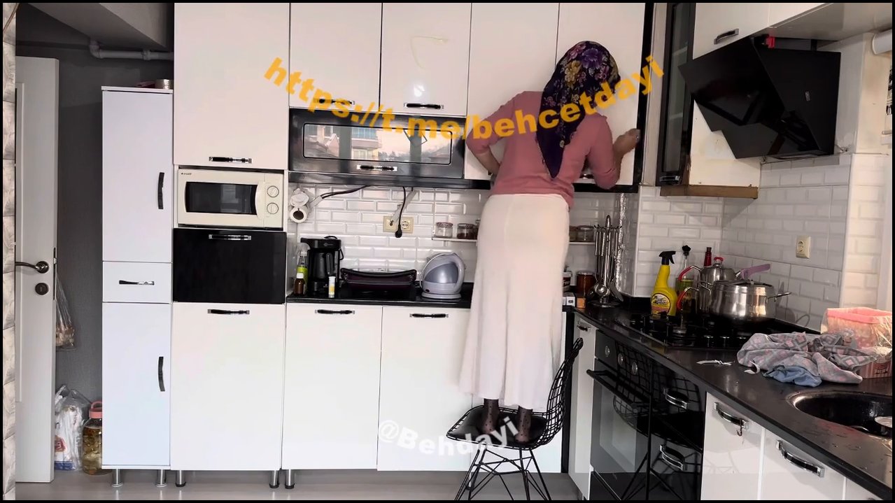 Fatma ile Her Telden ifşa Türbanlı Milf Youtube Katıl İfşa Videoları Part 1 - Video İzle