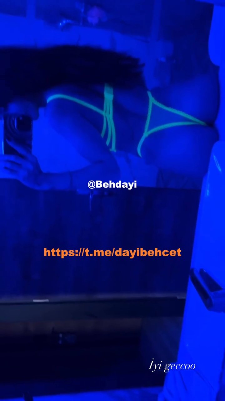 Melek Özçağan OF ve instagram ifşa videoları part 3 - Video İzle