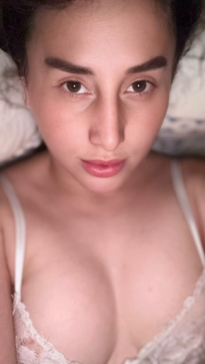 Melike Bulu Cankurt İnstagram abonelik Videoları Part 8 - Video İzle