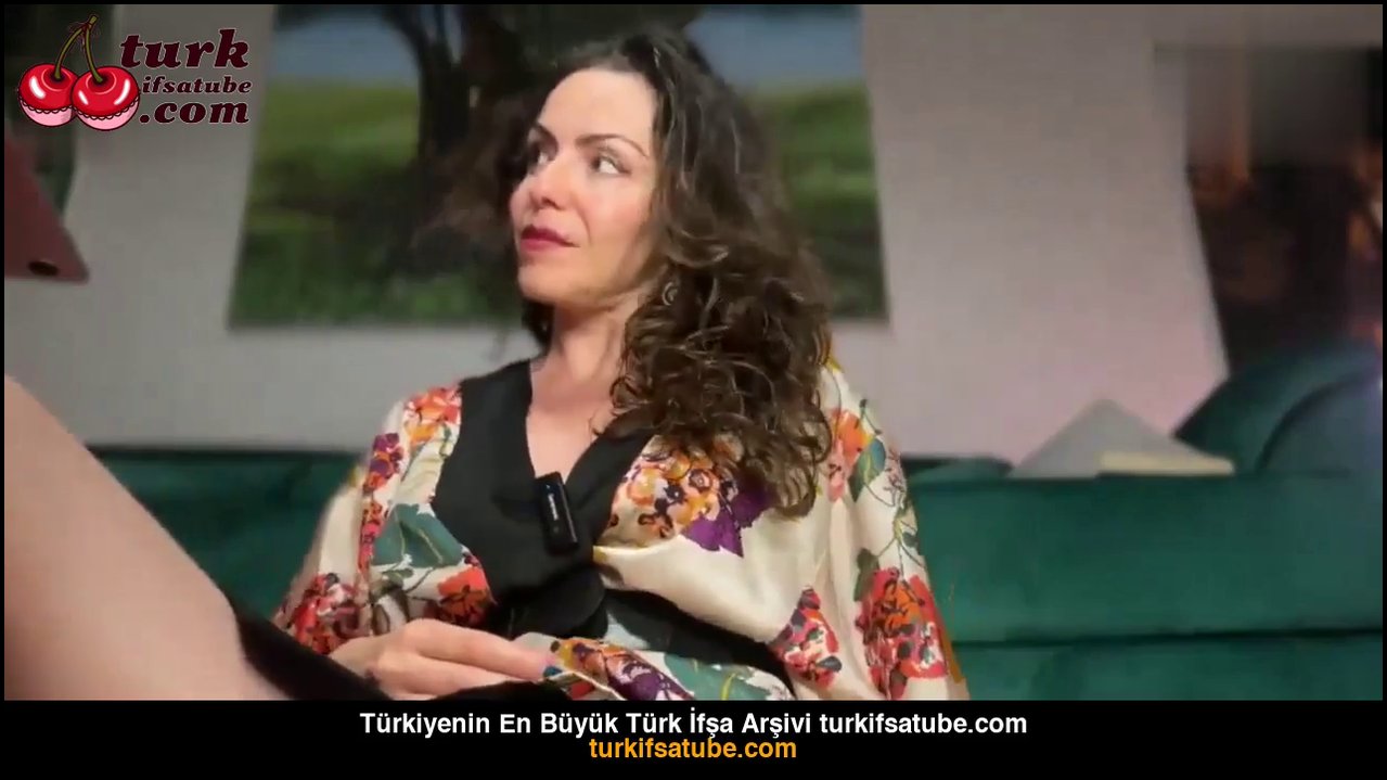 Karolin Fişekçi ifşa Sivri Sinekler izlemesin - Video İzle