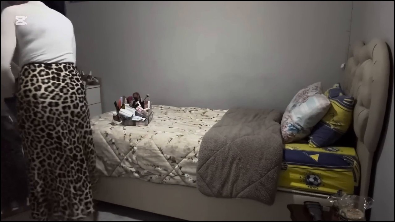 Esma ile Her Telden Youtube Katıl ifşa videoları voll 33 - Video İzle