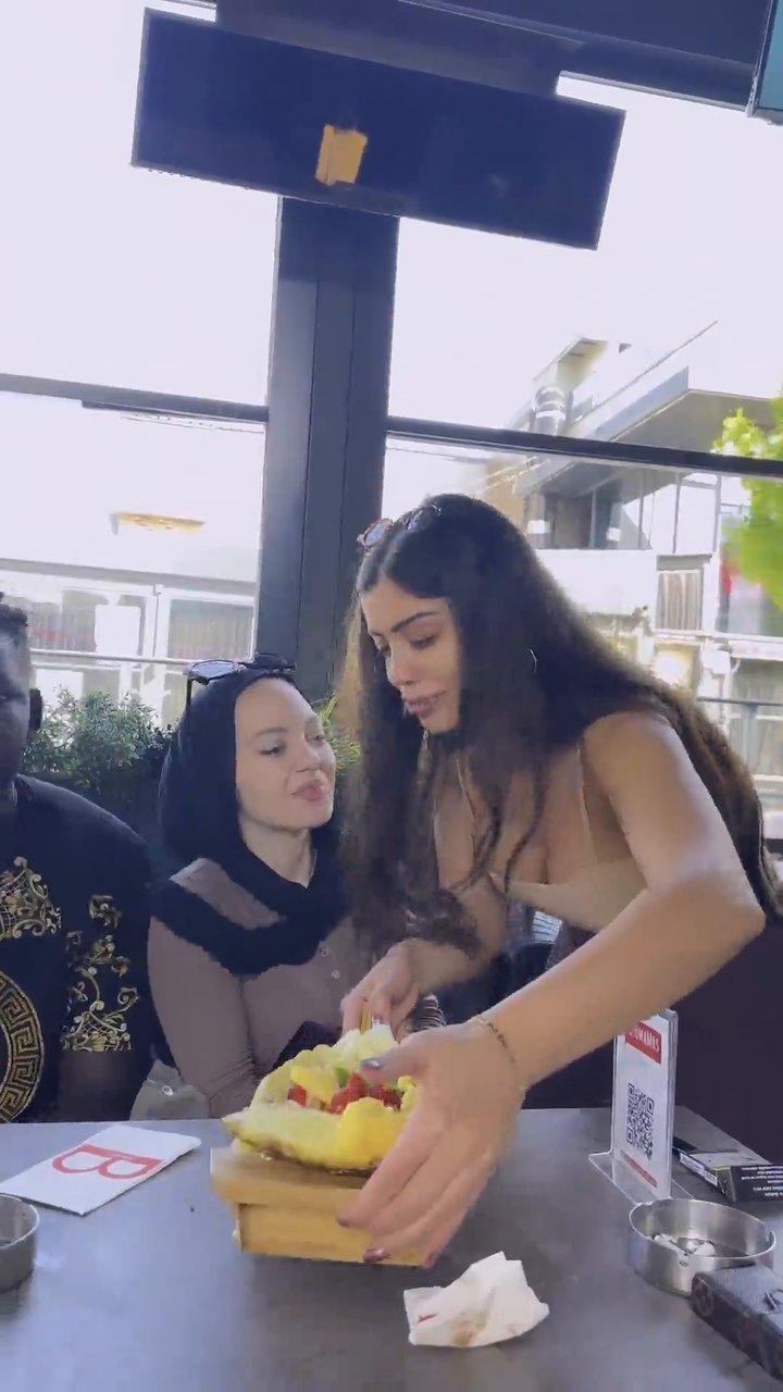 Esra Rabia Ünal Bigo ifşa videoları part 5 - Video İzle