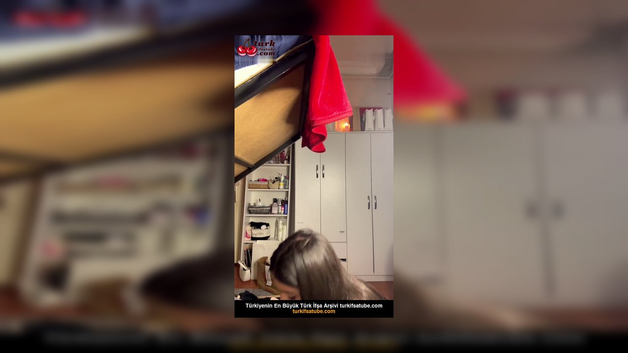 Elanur Ayan ifşa Kıyafetlerini düzenledi - Video İzle