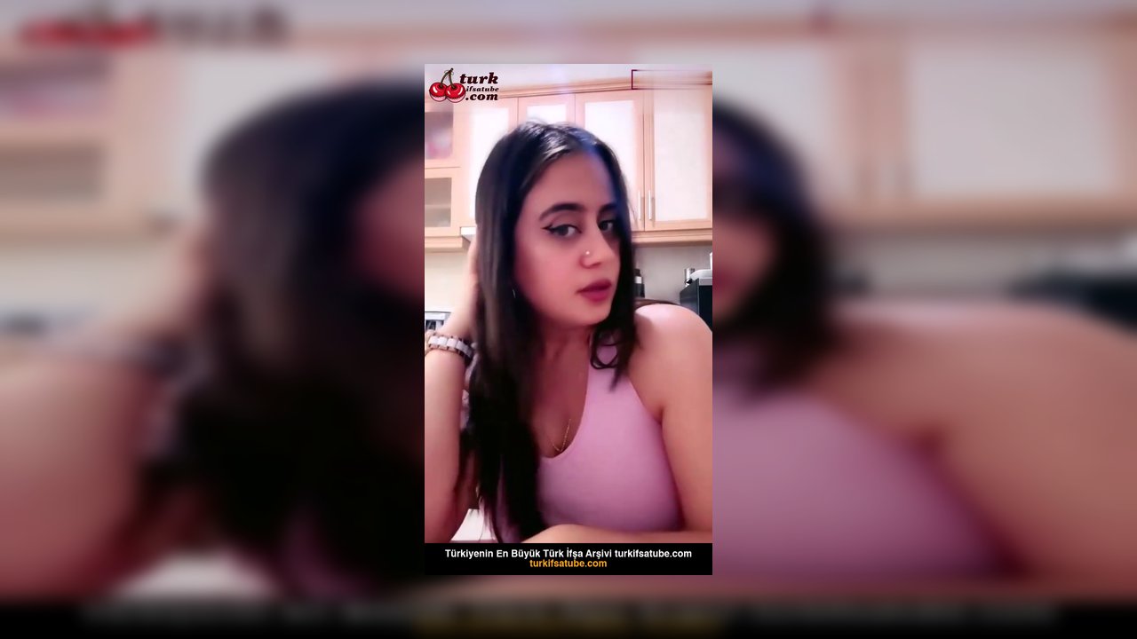 Ayşe Elbi ifşa Siyah mini etekli canlı yayınını izle