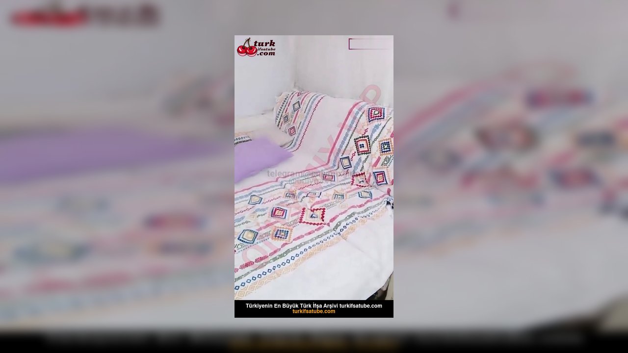 Evli çift Sex Bizikiaşık Türbanlı çiftin sikişini seyret - Video İzle