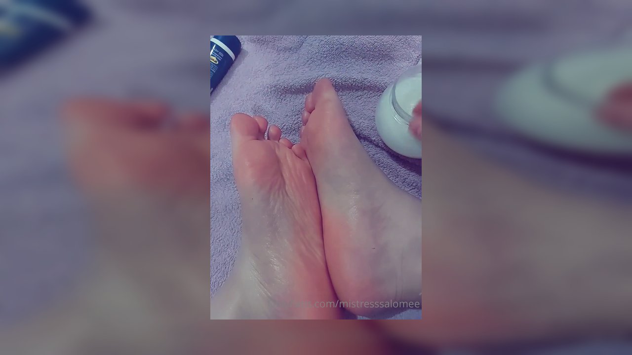Fetişler ve köleler kraliçeniz geldi yeni paylaşımlara başlıyorum - Video İzle.mp4