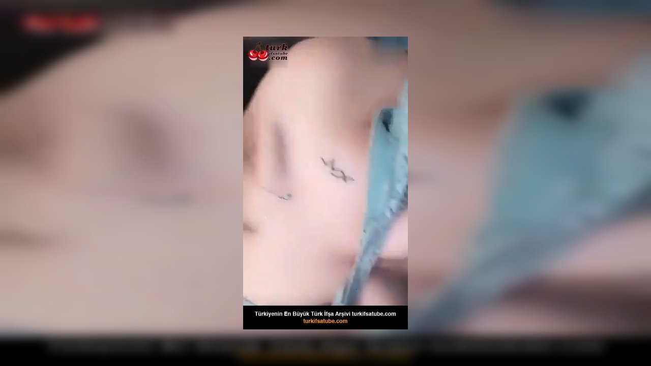 Tango Sena ifşa Küçük memeli kız banyoda amcık parmakladı - Video İzle