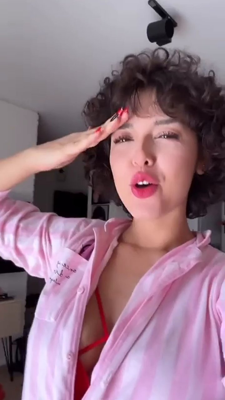 Jüpiter1202 Onlyfans'da paylaştığı videoları 4 - Video İzle