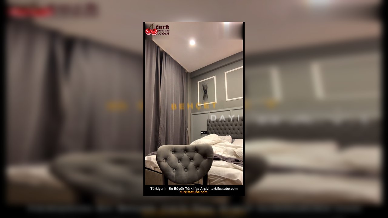 Elanur Ayan ifşa Kıyafetin altından memeler fora - Video İzle