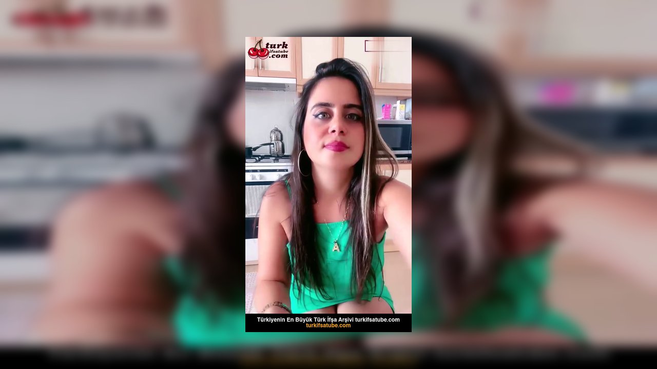 Ayşe Elbi ifşa Yeşil elbiseli gündüz yayınında oynadı - Video İzle.mp4
