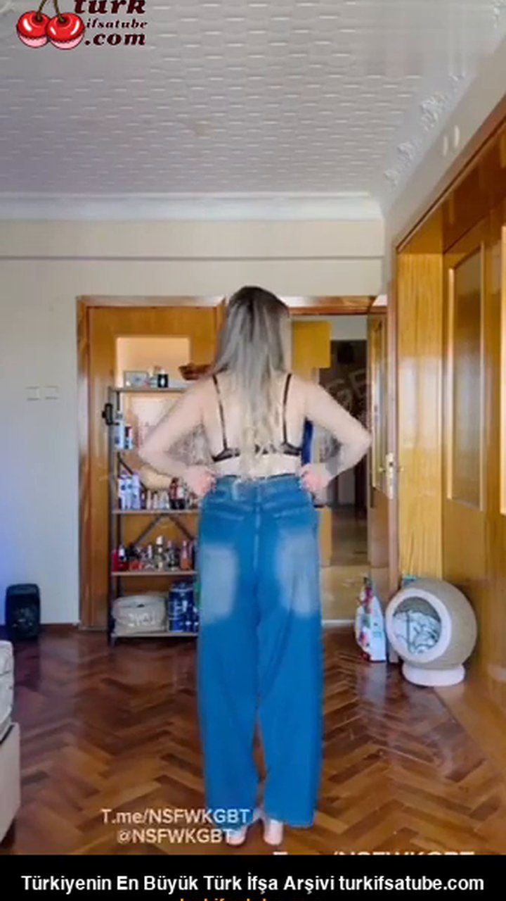 simge barankoğlu harika sexy götü çok iyi mutlaka bakın - Video İzle