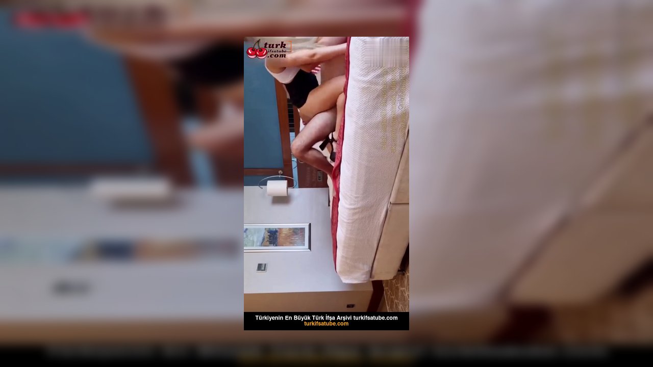 Olgun Rus Pornosu Anafilatova Türk Sikiyor - Video İzle