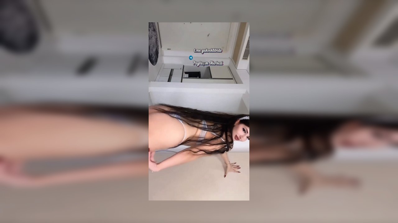 Senaave Telegram vip kanal ve superlive yayın ifşa videoları part 51 - Video İzle.mp4