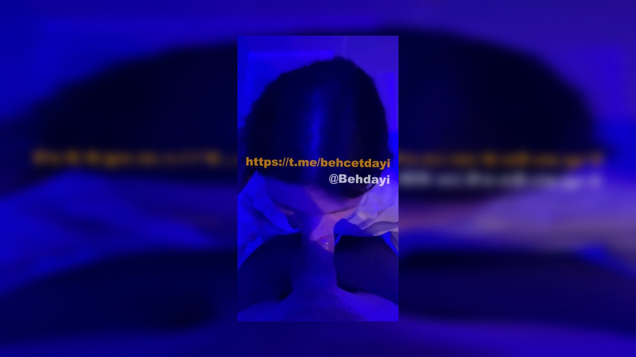 Türkiyede Yaşayan Rus Kızı Kira'nın Youtube Katıl ve Onlyfans Videoları Part 3 - Video İzle